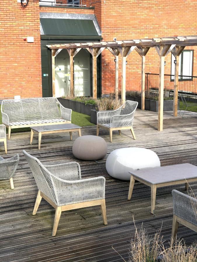 Luxury Serviced Apartments Stevenage, Hertfordshire ภายนอก รูปภาพ